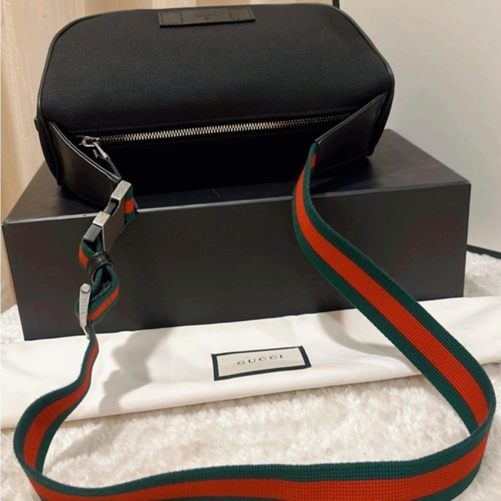 Authentic Gucci Black Canvas Belt Bag✨ - Picture 5 of 15